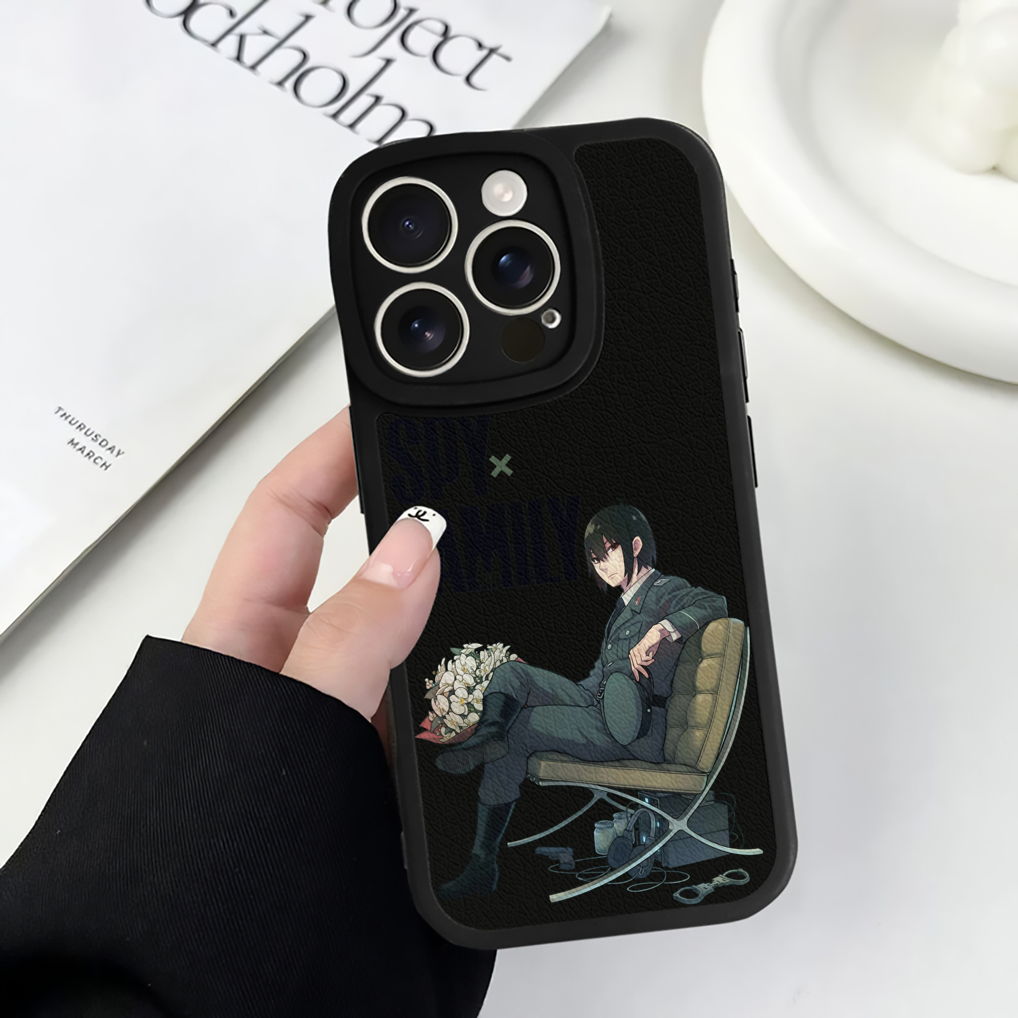 （画像用） SPY×FAMILY间谍家家酒 【iPhone 16シリーズ対応】シリコンスマホケース（レザー調） 材質：シリコン